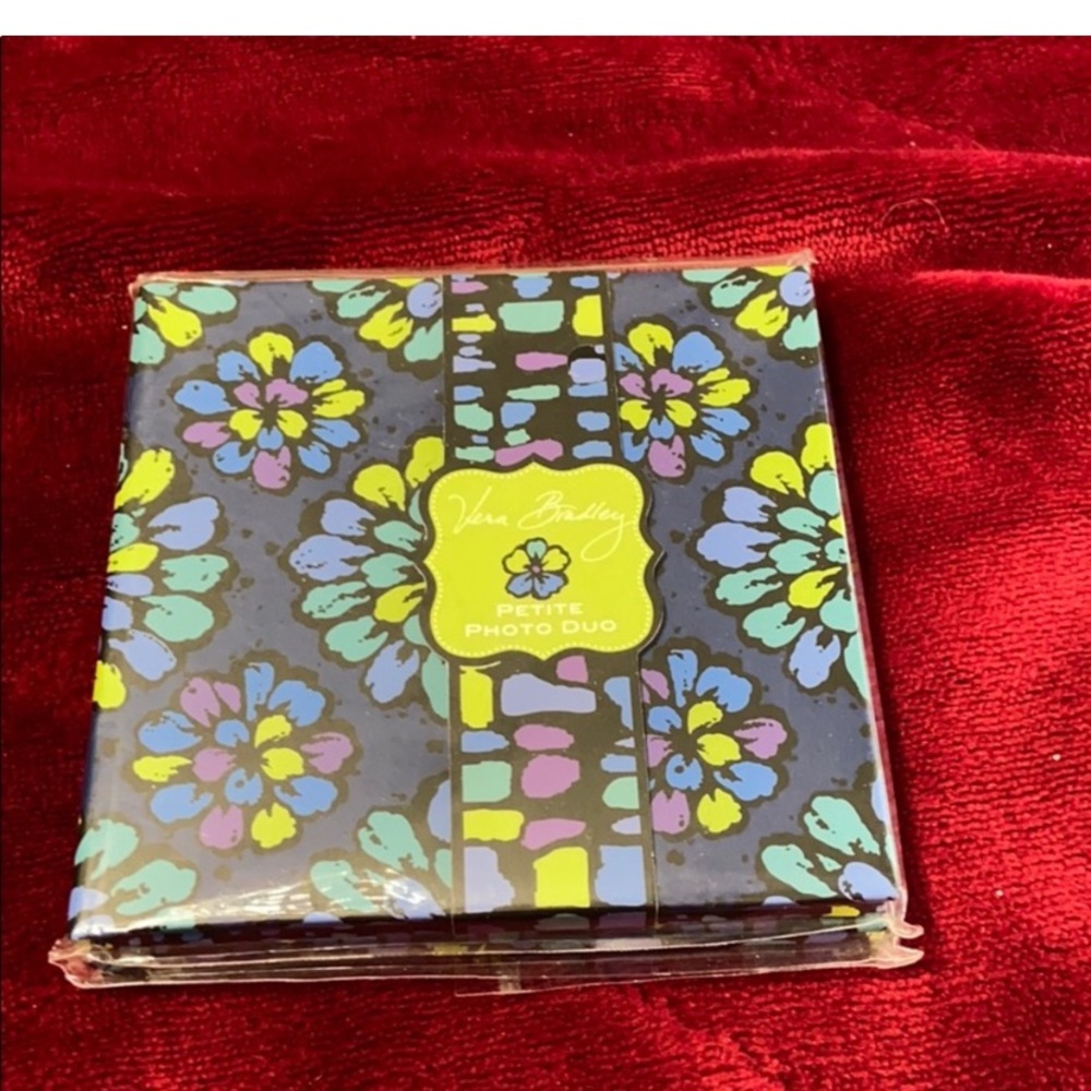 BNWT! Vera Bradley Petite Photo Duo in Indigo Pop.